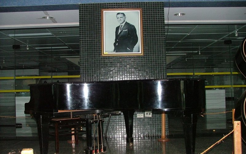 08helentonjoubert